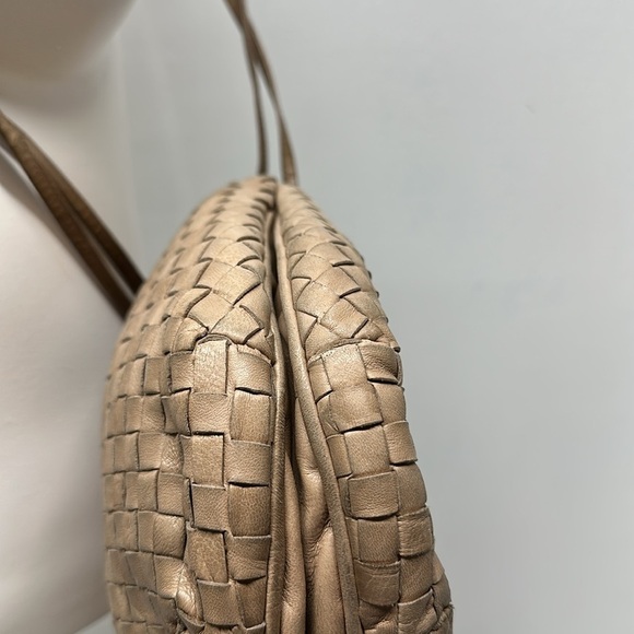 Bottega Veneta Intriciato Leather Dot Shoulder Bag Purse Adjustable Tan Brown - Picture 10 of 16